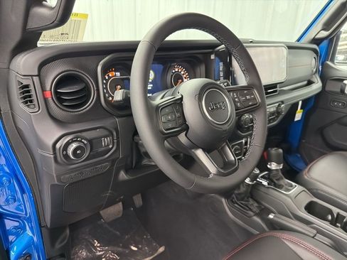 New 2025 Jeep Wrangler Unlimited Rubicon image 15