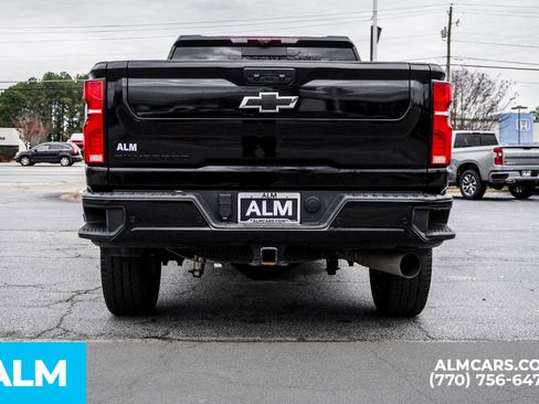 Used 2024 Chevrolet Silverado 3500 High Country image 13