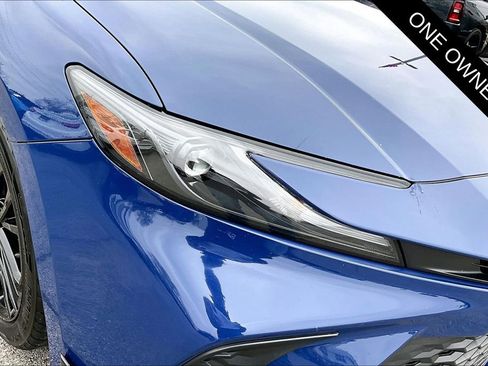 Used 2025 Toyota Camry SE image 30