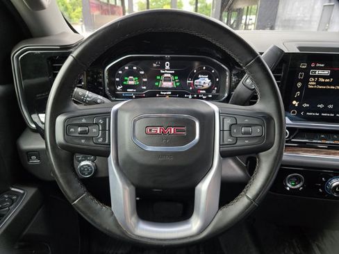 Used 2024 GMC Sierra 1500 Elevation image 14