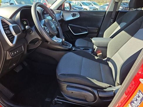 Used 2024 Kia Soul LX w/ Option Group 015 image 20