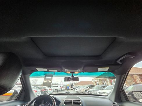 Used 2016 Ford Explorer XLT w/ Equipment Group 202A image 25