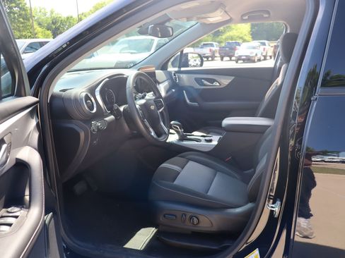 Used 2024 Chevrolet Blazer LT w/ Convenience Package FWD image 24