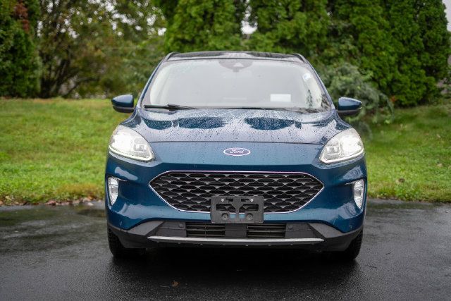Used 2020 Ford Escape Titanium AWD/4WD image 2