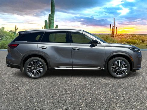 New 2026 INFINITI QX60 Luxe image 3