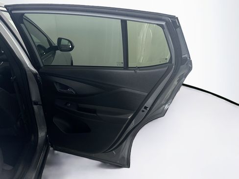 Used 2025 Buick Envista Preferred FWD image 29