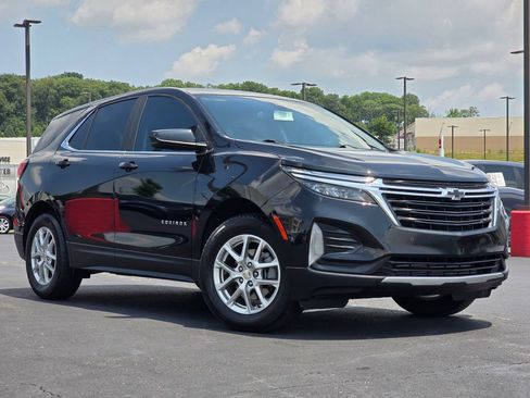 Used 2023 Chevrolet Equinox LT FWD image 1