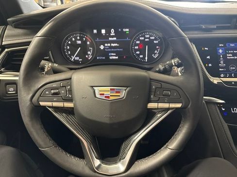 Certified 2024 Cadillac XT6 Sport w/ Technology Package AWD/4WD image 7