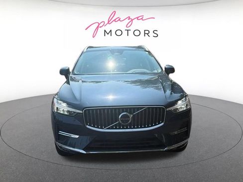 Used 2022 Volvo XC60 B5 Inscription w/ Advanced Package AWD/4WD image 4