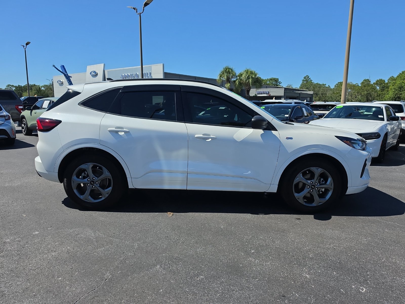 Certified 2024 Ford Escape ST-Line w/ Tech Pack #1 FWD image 3