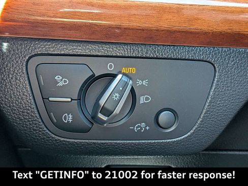 Certified 2024 Audi Q3 2.0T Premium Plus w/ Premium Plus Package image 31