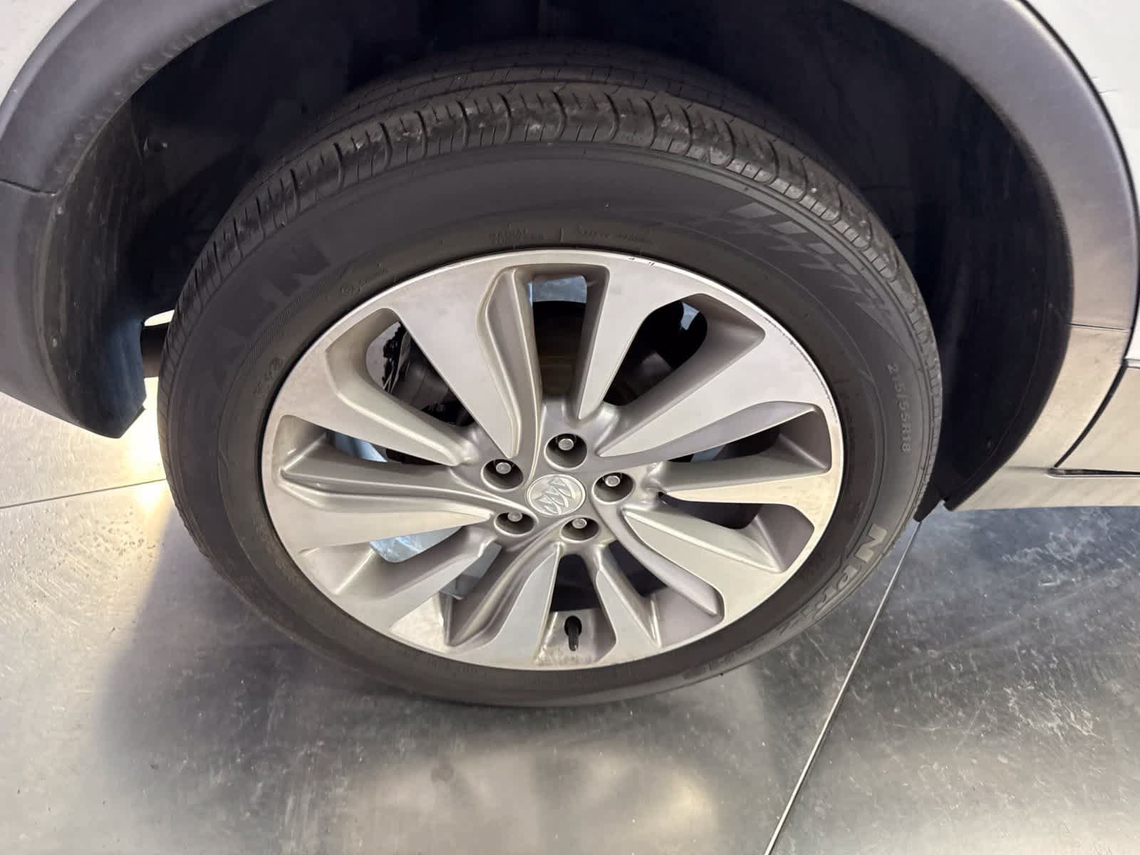 Used 2020 Buick Encore Preferred FWD image 16