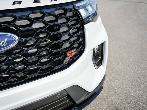 New 2026 Ford Explorer ST w/ Sun And Sound Package AWD/4WD image 9