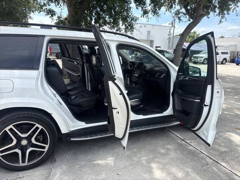 Used 2017 Mercedes-Benz GLS 550 4MATIC w/ Driver Assistance Package image 13
