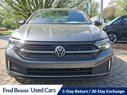 Certified 2024 Volkswagen Jetta Sport FWD image 2