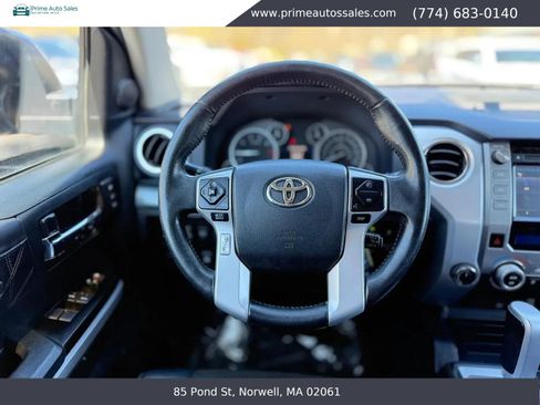 Used 2017 Toyota Tundra Platinum AWD/4WD image 18