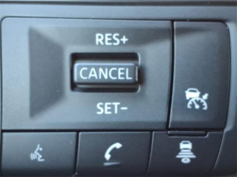 Certified 2025 Nissan Kicks SV image 28