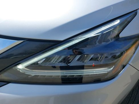 Used 2024 Nissan Murano SV image 31