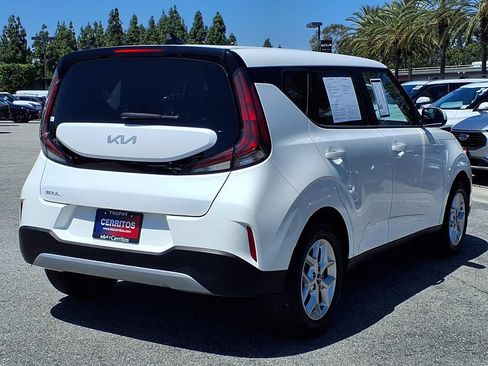 Certified 2024 Kia Soul LX w/ Option Group 015 FWD image 5