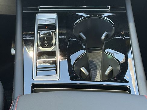 New 2026 Volkswagen Atlas Peak Edition AWD/4WD image 13