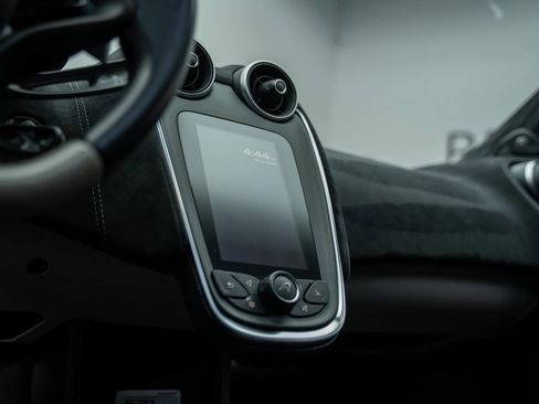 Used 2017 McLaren 570S RWD image 29