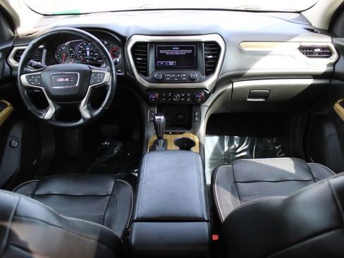 Used 2017 GMC Acadia Denali w/ Technology Package AWD/4WD image 9