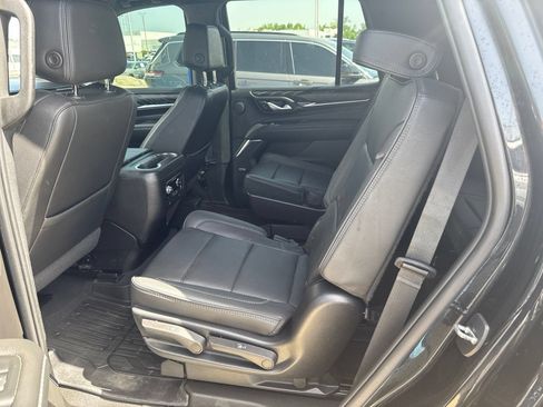 Used 2022 GMC Yukon Denali AWD/4WD image 11