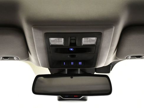 Used 2015 RAM 1500 Laramie w/ Convenience Group image 21