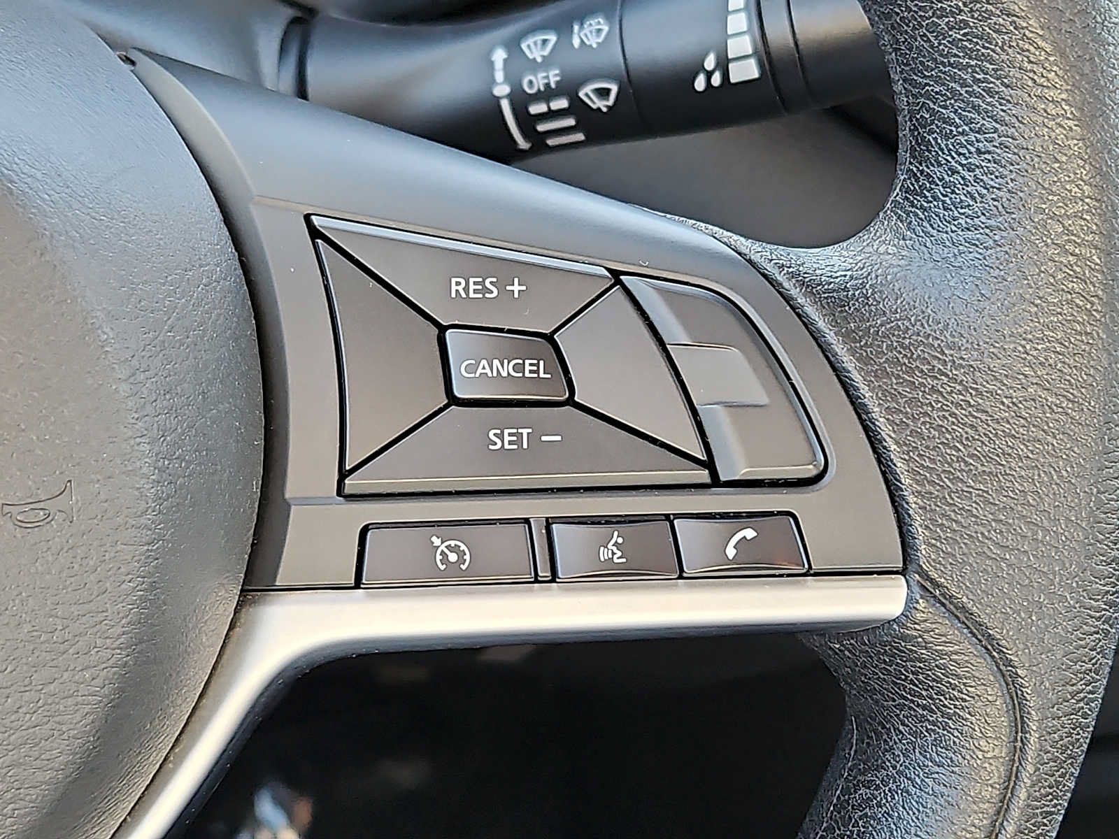Used 2024 Nissan Altima 2.5 SV FWD image 21