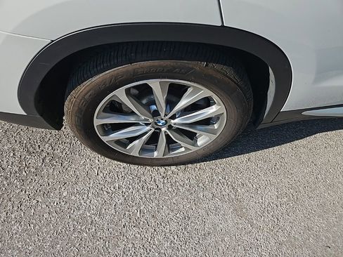 Used 2018 BMW X3 xDrive30i image 11