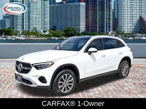 Used 2023 Mercedes-Benz GLC 300 image 1
