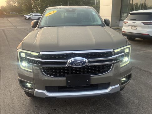 Used 2025 Ford Ranger Lariat w/ Trailer Tow Package AWD/4WD image 2