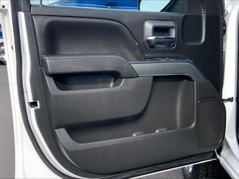 Used 2018 Chevrolet Silverado 1500 LT w/ Texas Edition image 22