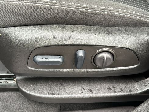 Certified 2022 GMC Terrain SLE w/ Driver Convenience Package image 14