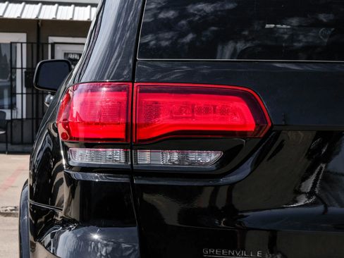 Used 2022 Jeep Grand Cherokee Laredo X RWD image 56