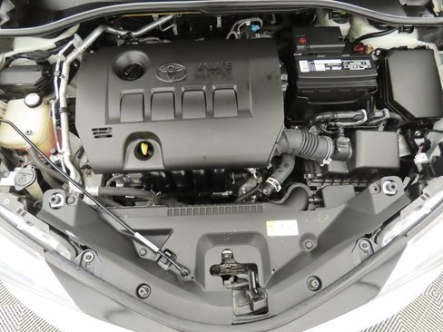 Used 2021 Toyota C-HR Nightshade image 27