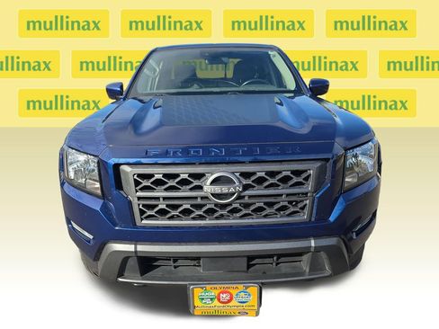 Used 2023 Nissan Frontier SV w/ Technology Package AWD/4WD image 16
