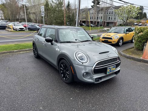 Used 2021 MINI Cooper S w/ Signature Upholstery Package image 7