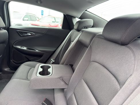 Used 2024 Chevrolet Malibu LT FWD image 33