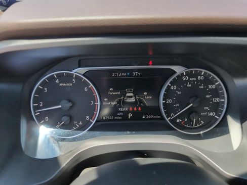 Used 2021 Nissan Rogue SV AWD/4WD image 11