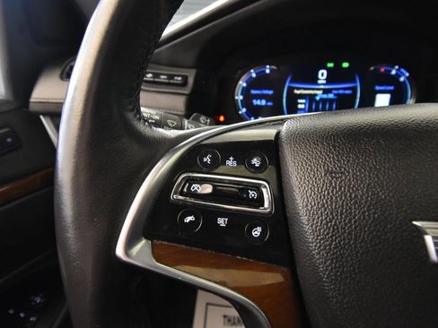 Used 2020 Cadillac Escalade Premium Luxury image 30