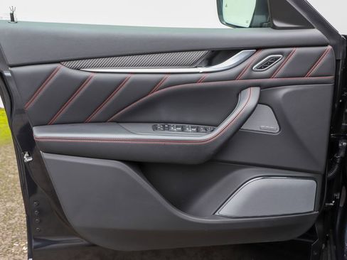 Used 2019 Maserati Levante Trofeo image 54