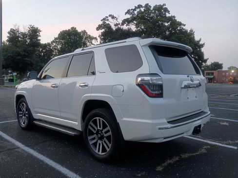 Used 2020 Toyota 4Runner Limited AWD/4WD image 4