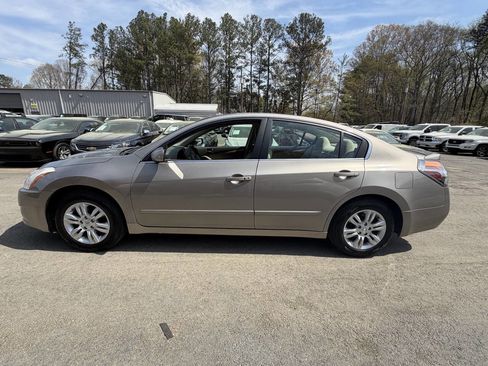 Used 2012 Nissan Altima 2.5 S w/ Special Edition Pkg image 9