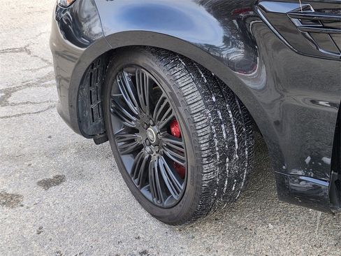 Used 2021 Land Rover Range Rover Sport HSE Dynamic image 32