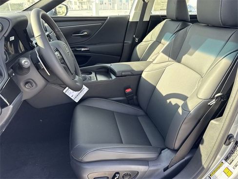New 2025 Lexus ES 350 w/ Premium Package image 11