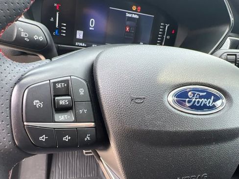 Used 2023 Ford Escape ST-Line w/ Tech Pack #1 AWD/4WD image 25