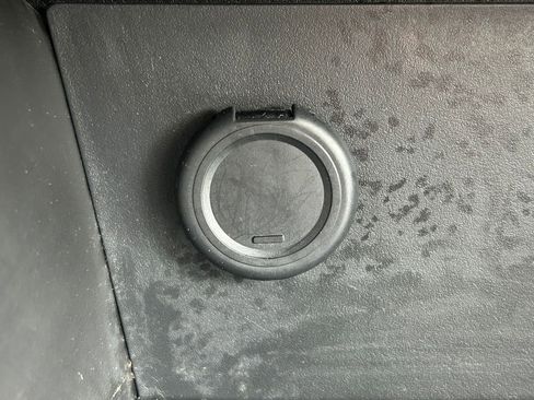 Used 2024 Nissan Pathfinder SV image 28