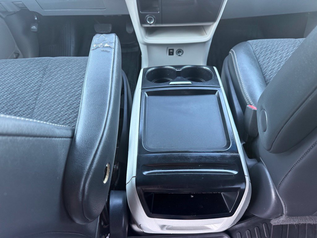 Used 2011 Toyota Sienna SE w/ Preferred Pkg FWD image 56