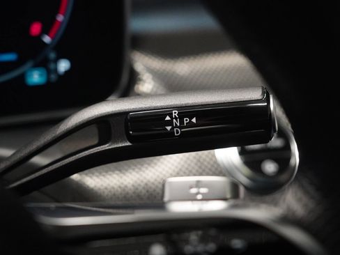 Used 2024 Mercedes-Benz C 300 4MATIC Sedan image 21